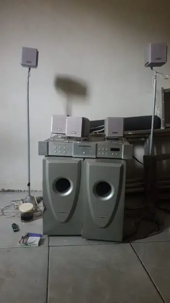 home theater speaker Quandra