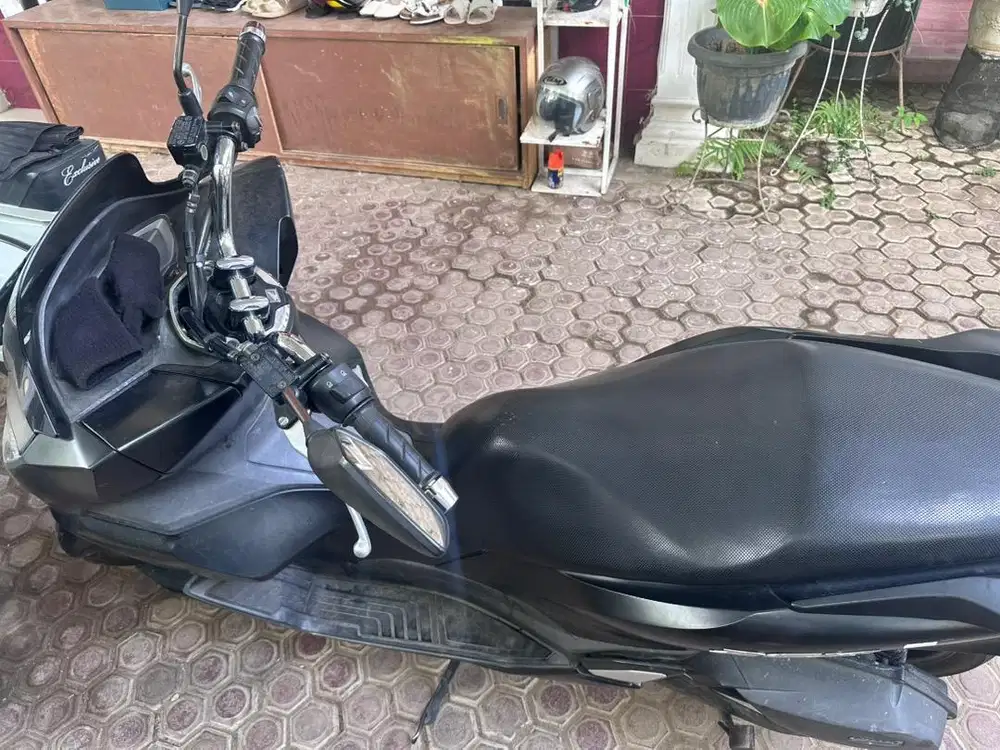 Pcx 2021 warna hitam dijual