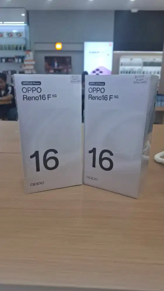 Oppo Reno 16 F 5 g