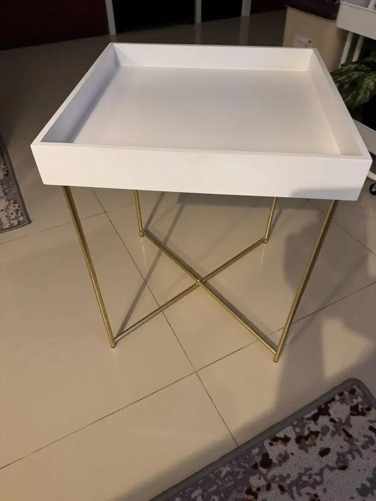 meja baki+ karpet polyester 250*280cm+karpet dapur 50*150cm