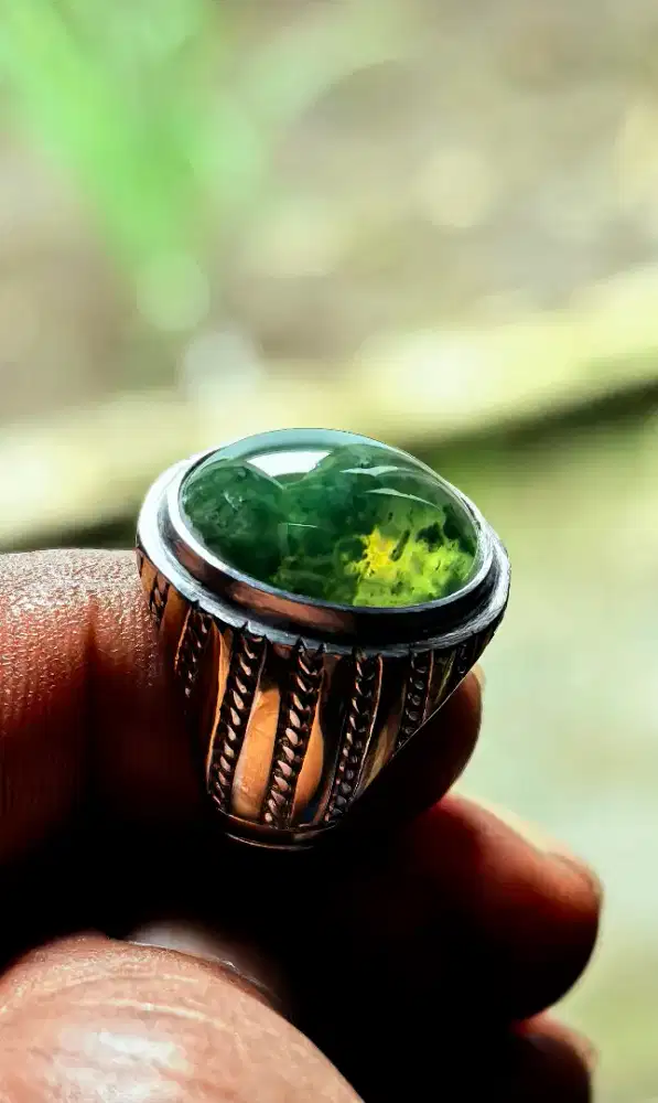 Batu lumut emerald Sunge dareh sumbar