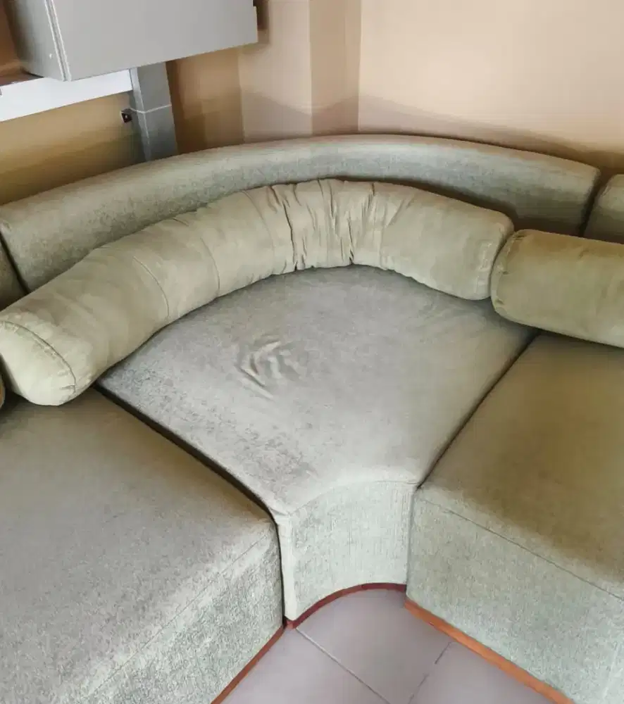 Sofa Italian kursi living room