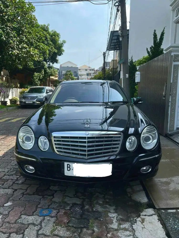 {Pjk AGT 2027 Km 84rb} 2009 Mercedes E230 Body Mulus Interior Originil