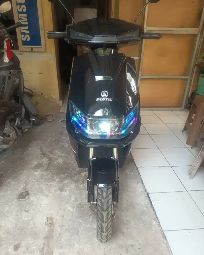Selis model kaya motor