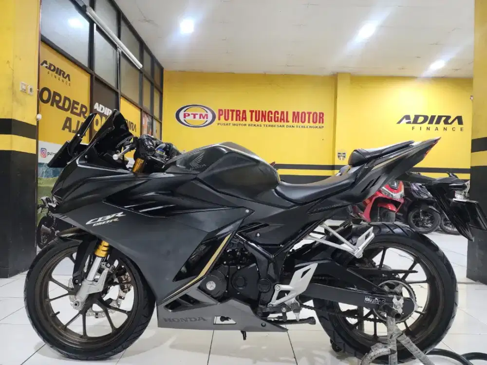 Honda cbr 150 R 2023 exclusive