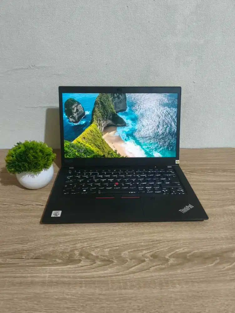 !Lenovo Thinkpad T14s Core i5 gen 10 RAM 16/512GB 14 Backlight