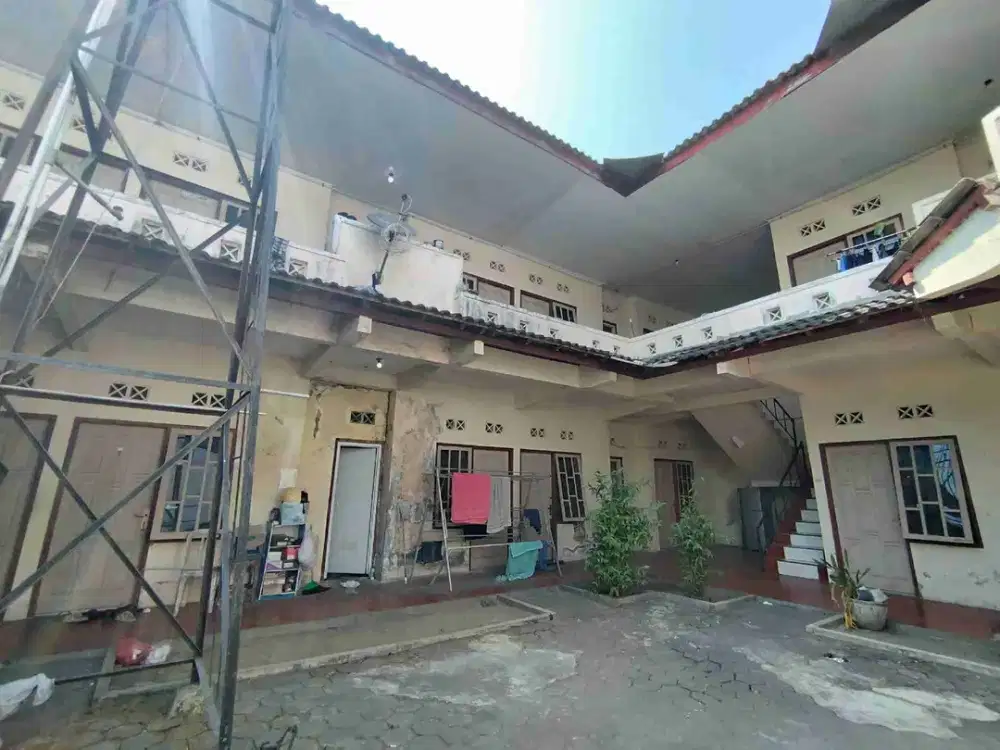 JUAL TANAH BONUS KOST 21 KAMAR PINGGIR JALAN ASPAL JOGJA, 15 MENIT UGM