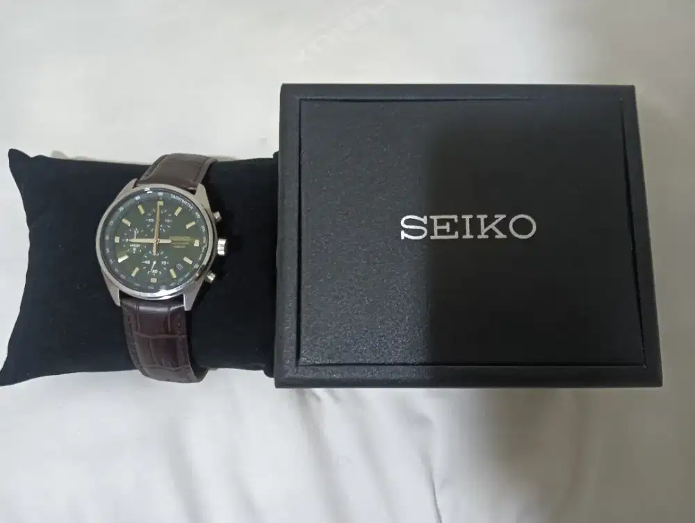SEIKO CHRONOGRAPH SSB385P1