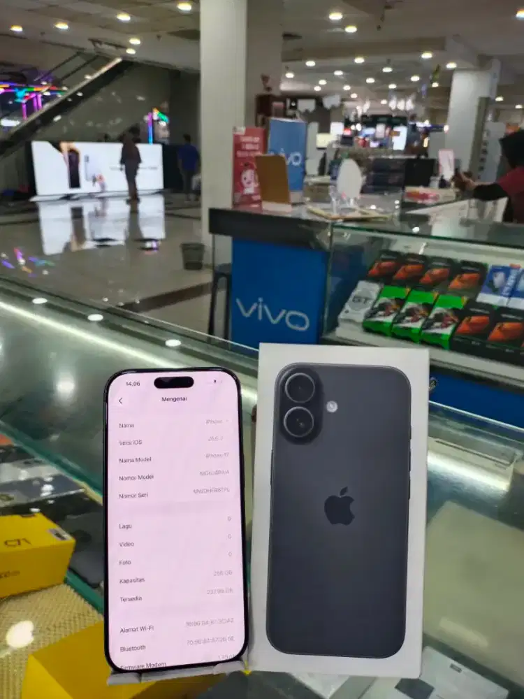 Hp second like new iPhone 17 basic 256 GB