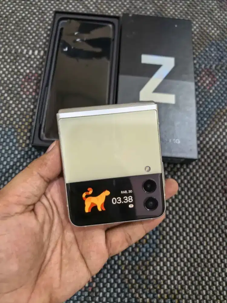Samsung Z flip 3 sein 8/128