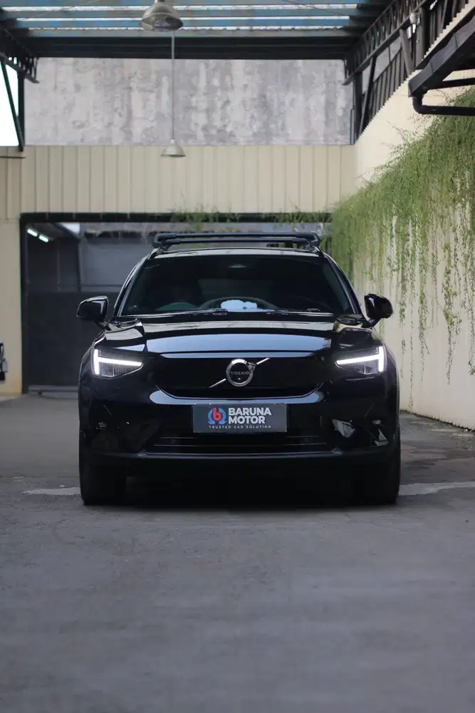 [EV] VOLVO XC40 T5 RECHARGE  PURE ELECTRIC 2023