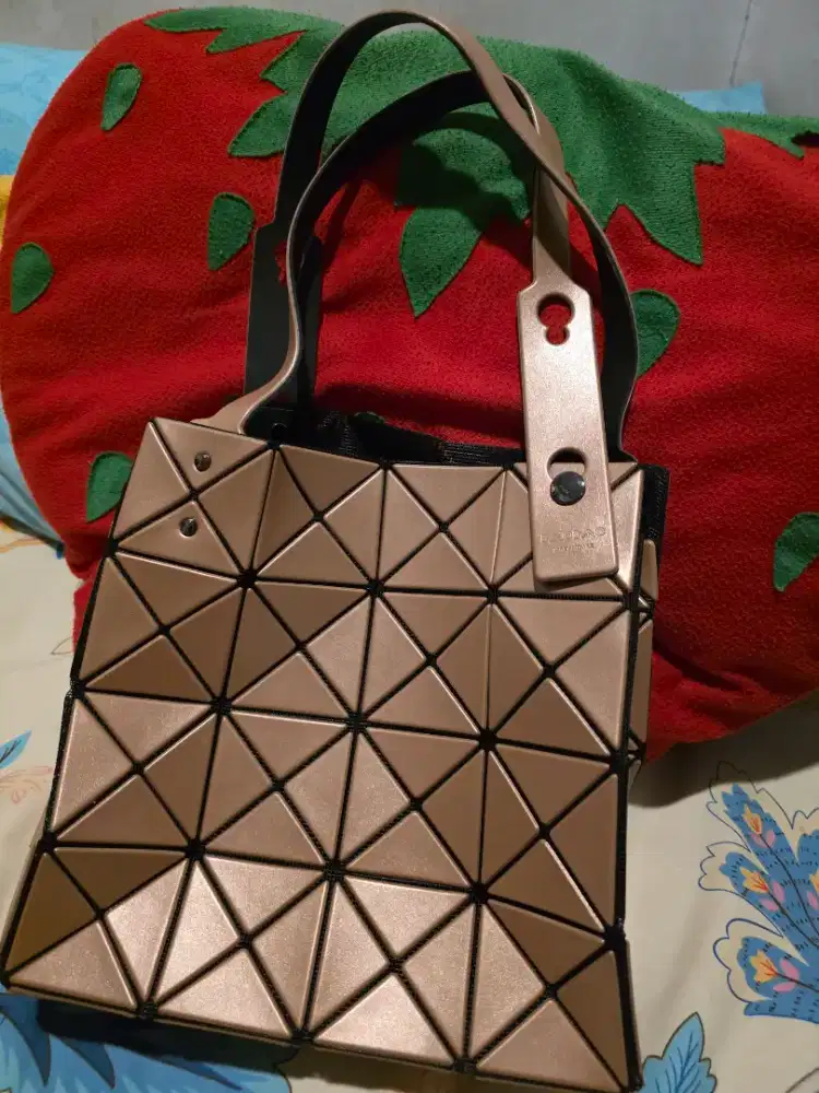 Preloved tas wanita bau bau