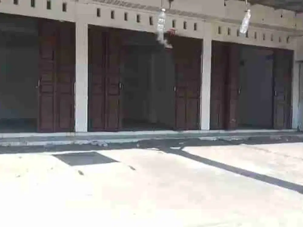 Disewakan: Ruko / Gudang Gandeng 3 Ciomas Serang Banten - 2 Lantai Parkir Luas