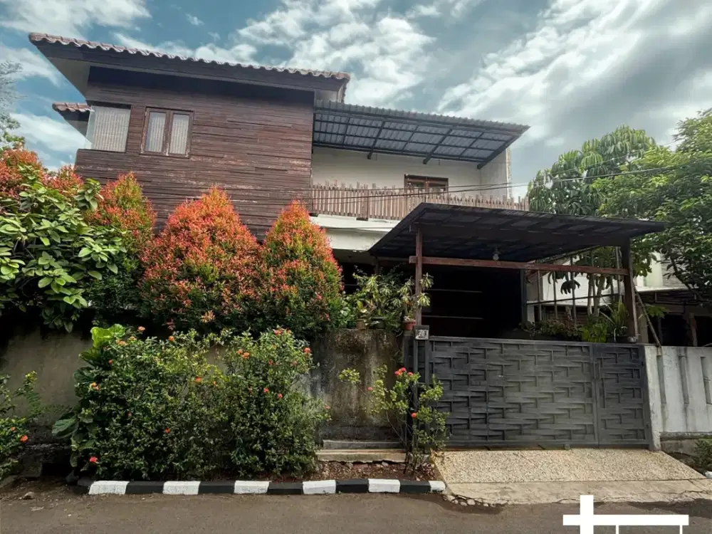 RUMAH SEKTOR 2 BINTARO SEMIFURNISH