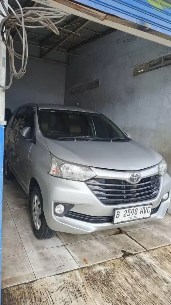 TOYOTA AVANZA 1.3 E MATIC 2015