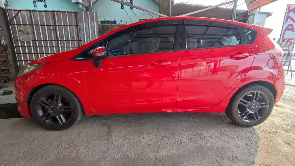 Fiesta langka 1.6 manual istimewa