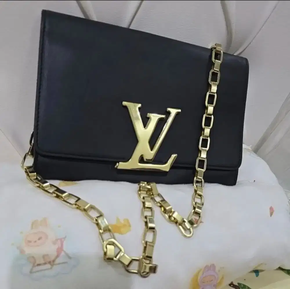 Preloved tas wanita warna hitam L*