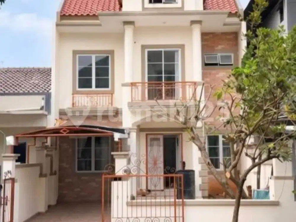 Dijual Rumah Eropa Classic di Lippo Karawaci 8X20