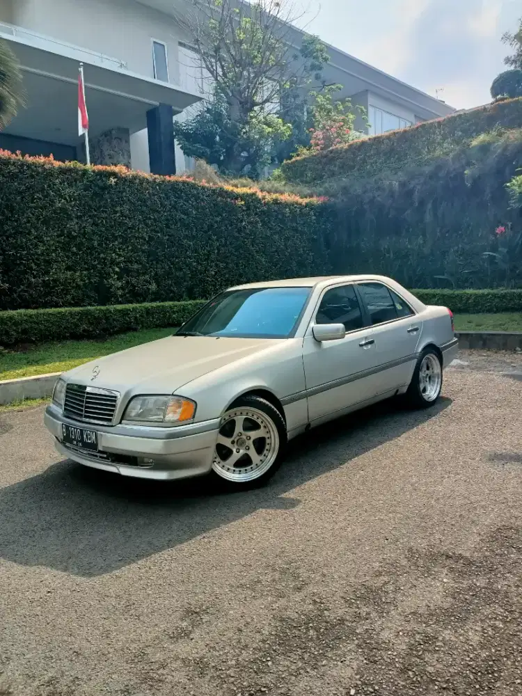 Mercedes Benz W202 C180 Elegance MT 1995 Silver