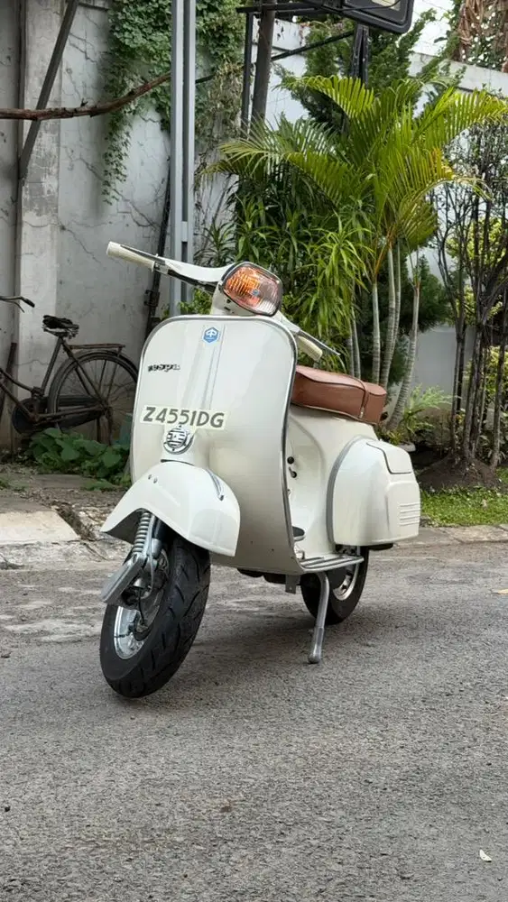 VESPA SUPER 1975