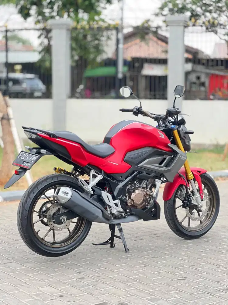 KM LOW! HONDA NEW CB 150R 2021 MERAH DOFF PAJAK PANJANG NO MINUS