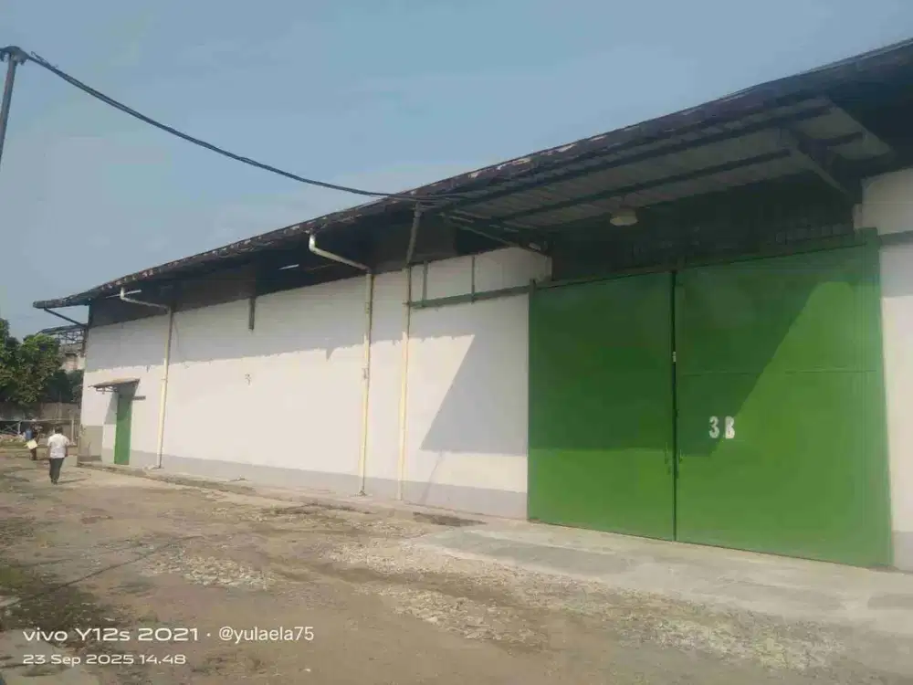 Disewakan: Gudang Kapuk Kamal - Luas Bangunan 720m² & Parkiran Luas 1.500m²