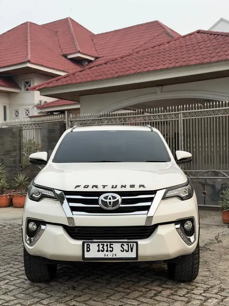 Toyota Fortuner 2018 Bensin