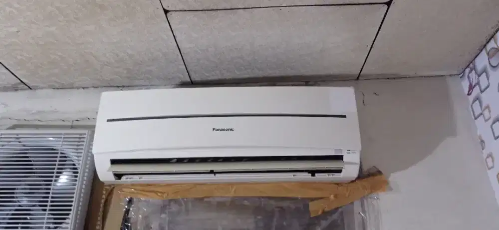 Dijual AC 1/2 PK indoor merk panasonic, outdoor merk samsung