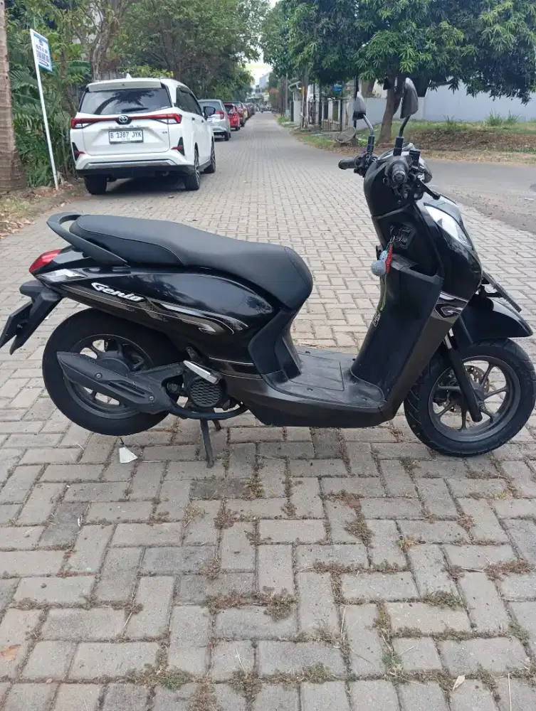 Honda Genio Donat 2022 bl 9 fulori like new pajak baru bayar