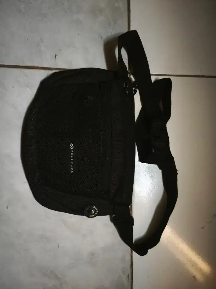 Tas Selempang Buffback