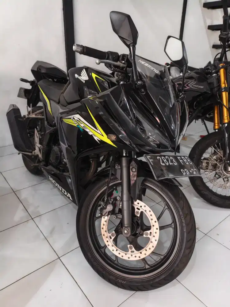 CBR 150 R OBRALLLLL MURAAHHH