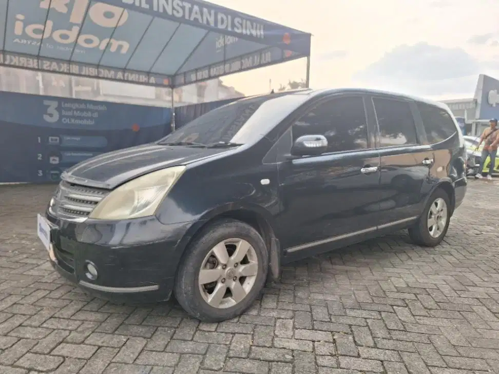 DP MURAH Nissan Grand livina 1.5 XV Bensin-MT 2008  C1ZOB