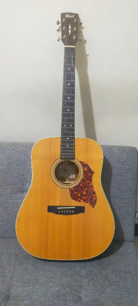 Gitar Cort Earth 200 ATV sg ( age to vintage)