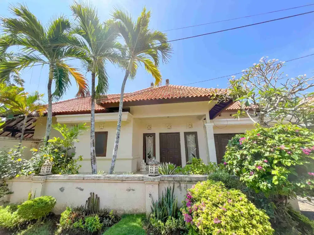 MODERN LUXURY 5BR VILLA PUTRA BALI HILL RESIDENCES NUSA DUA – RP12 M