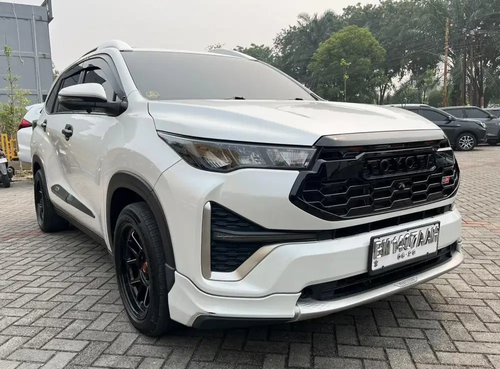 Zenix 2.0 G CVT 2024 Tampilan Modelista
