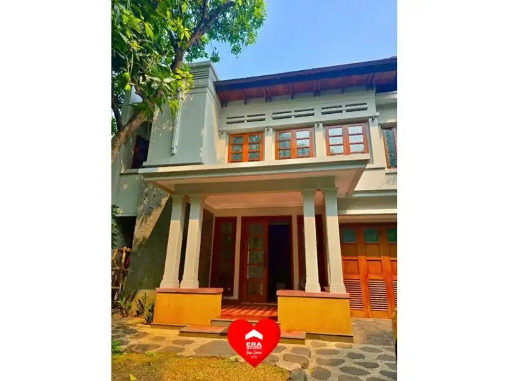 Rumah di Kawasan Elit Menteng, Jakarta Pusat
