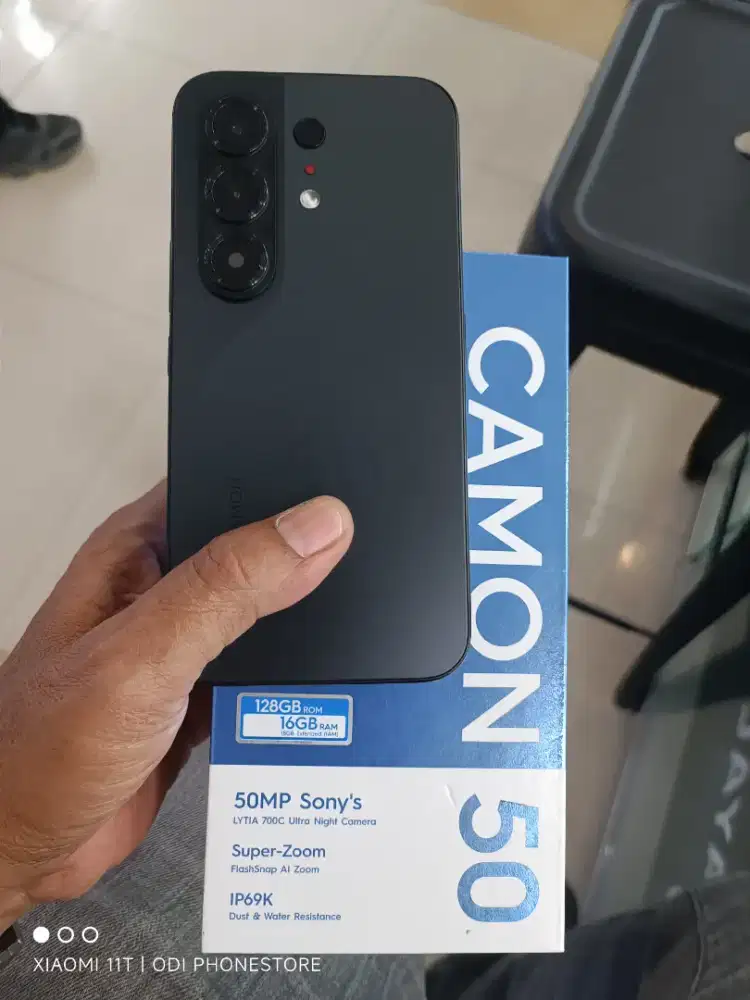 Tecno camon 50 8+8/128 mulus seperti baru dan lengkap pemakaian 1 bln