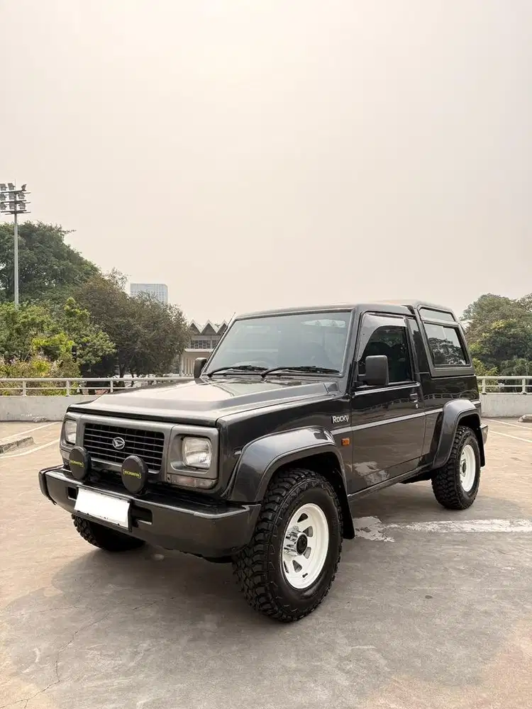 Daihatsu Taft Rocky Independent F78