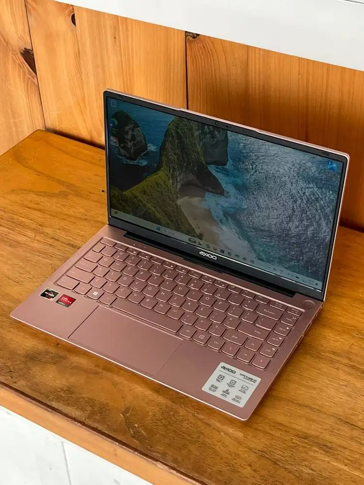 Axioo Hype 5 X3  JKT48 Edition AMD Ryzen 5 3500U Ram 8GB SSD 256GB
