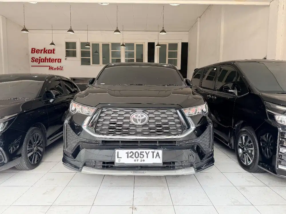 Toyota Innova Zenix V Hybrid Modellista 2024 LOW KM Bisa DP Minim