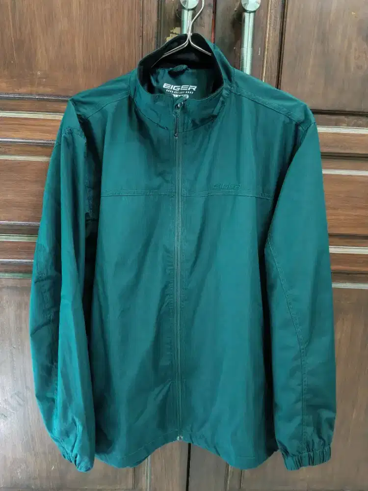 Jaket EIGER FASTEST FAST size XL