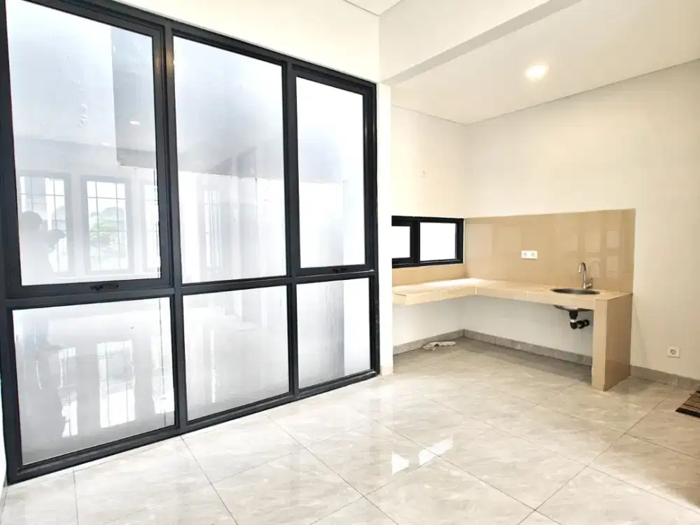 Dijual Rugi Rumah 3 Lantai Hadap Utara - Aether Green Wich BSD City