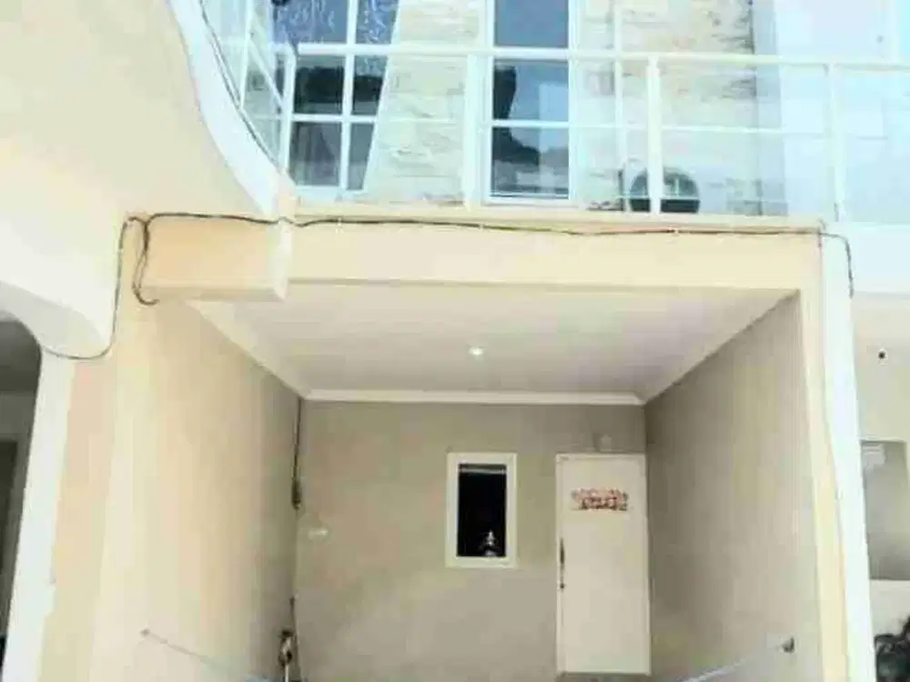 Dijual Rumah 3 Lantai Semi Furnished di Cluster Caverna Ville, Sidosermo PDK II, Surabaya