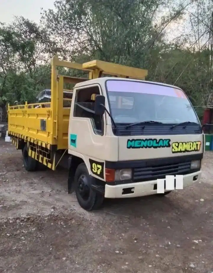 JUAL TRUCK MEREK MITSUBISHI