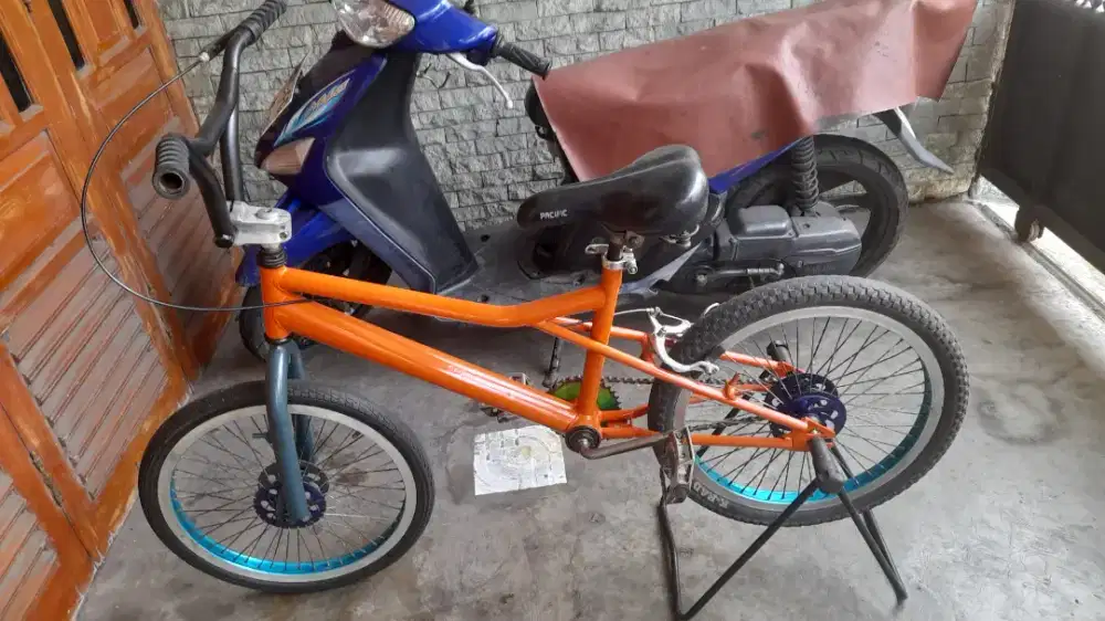 Sepeda BMX uk.20