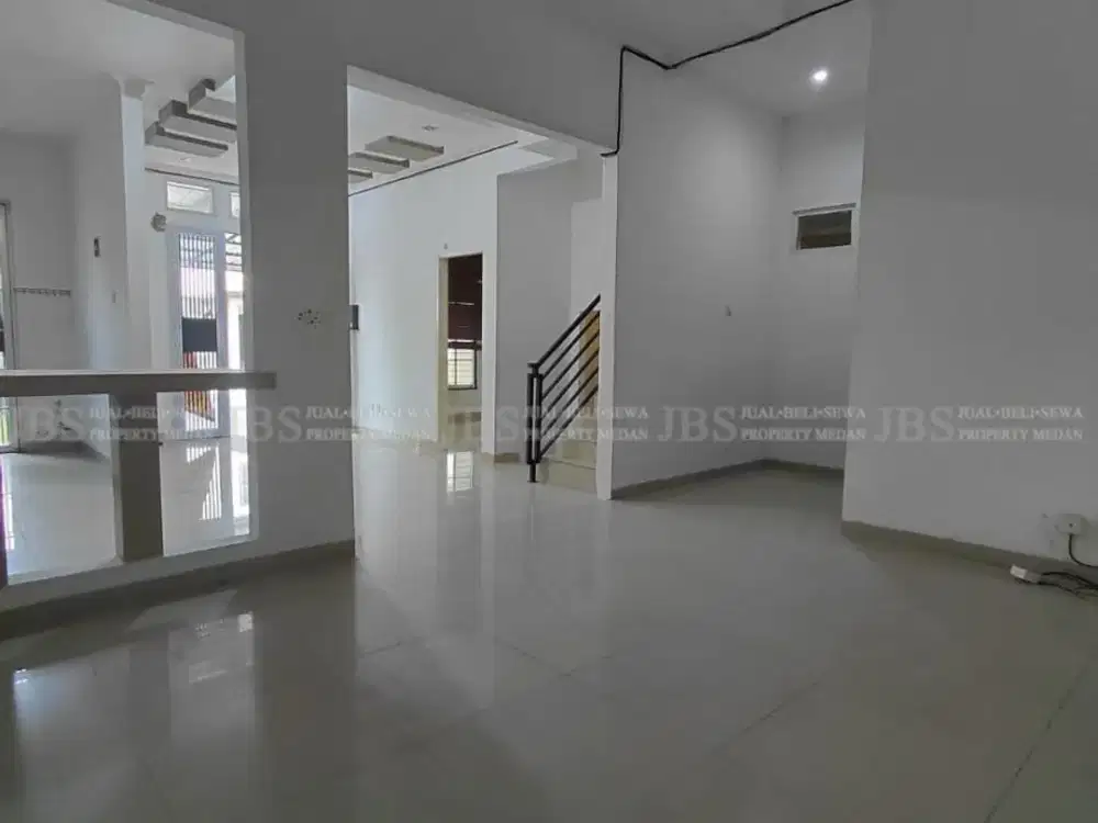 Dijual Rumah Kondisi Siap Huni di Komplek Citra Garden Cluster Mansion Garden - Medan