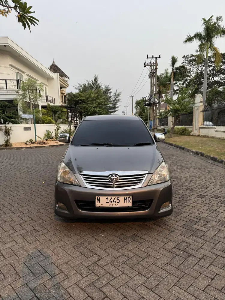 Innova G Diesel MT 2010