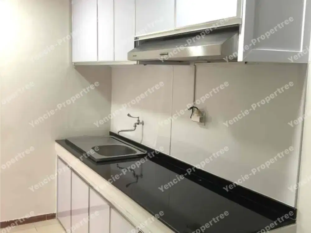 Disewakan unfurnish tipe 3br apartment royal mediterania garden residence