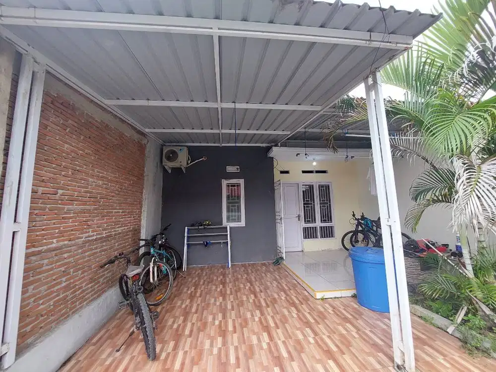DISEWAKAN RUMAH DI TENGAH KOTA MAMUJU