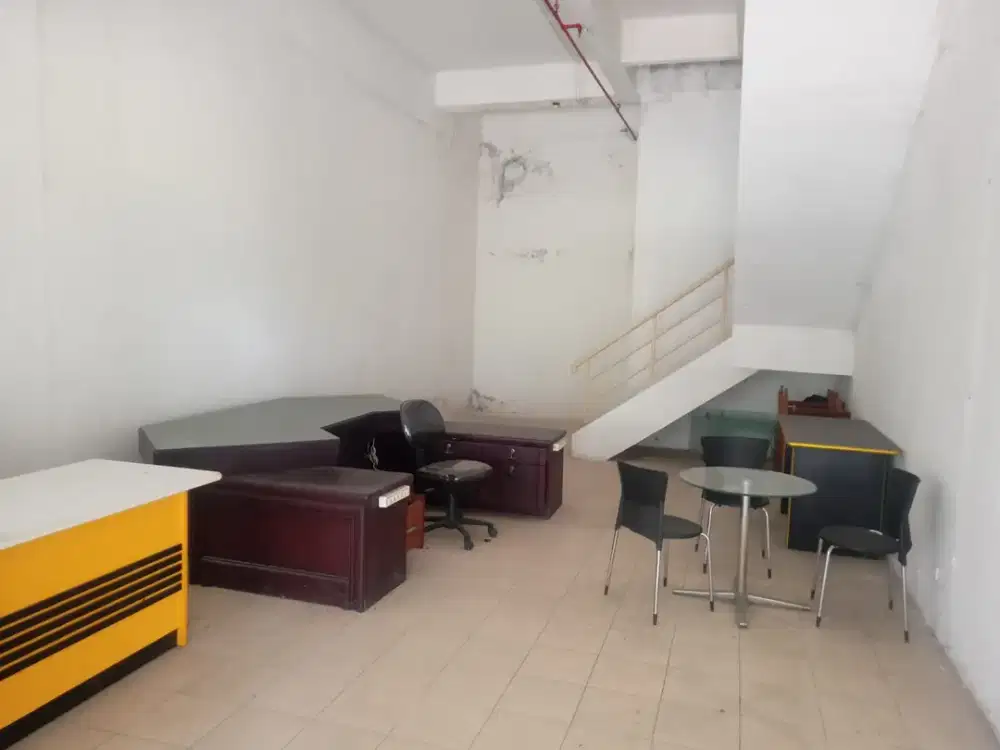 RUKO STRATEGIS DI GERBANG UTAMA SENTUL CITY!